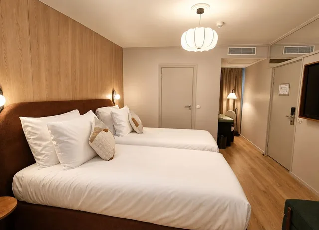 غرفة قياسية بسريرين منفصلين، France Hotel Amsterdam 1/9