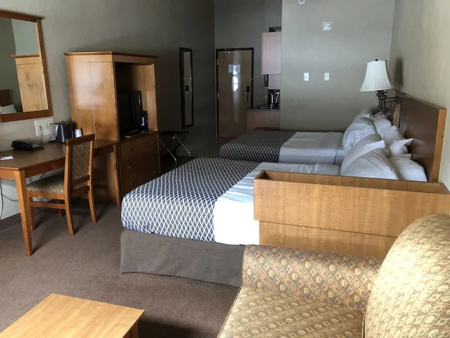 غرفة ديلوكس بسريرين كوين، Ramada by Wyndham Ponoka 4/5