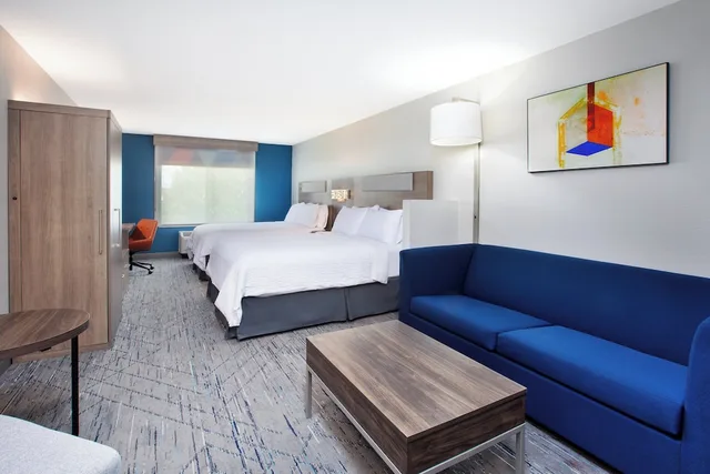 جناح بسريرين كوين، Holiday Inn Express Hotel And Suites Buffalo 3/4