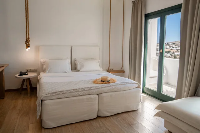 Classic, Double Bed, Inland View، Tharroe Of Mykonos 1/4