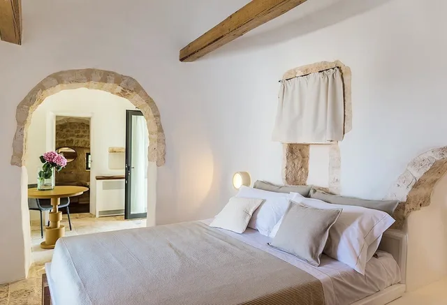 Family Suite, Queen Bed, Sofa, Borgo Canonica 1/5