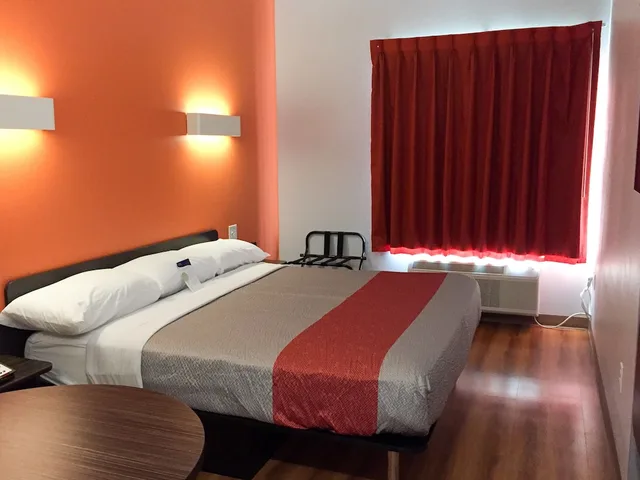 غرفة ديلوكس بسرير كينج، Motel6 Midland Tx 2/9