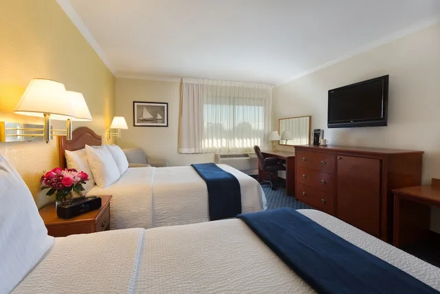 غرفة قياسية بسريرين مزدوجين، The Marina Inn on San Francisco Bay 2/3