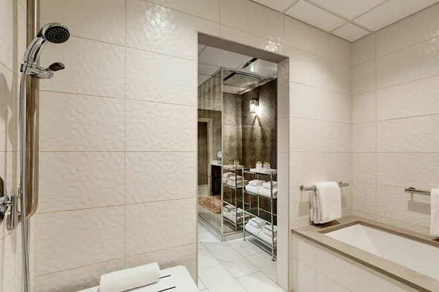 جناح، Lincolnshire Marriott Resort 4/4