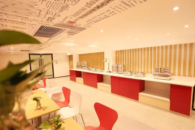 Ibis Xuzhou East Huaihai Road Hotel، Yunlong 8/41