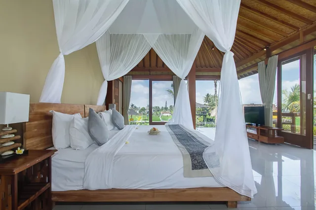 2 Bedrooms, Family, Villa, King and Twin Beds, Rice Field View, Kabinawa Ubud Villas and Cafe 2/9