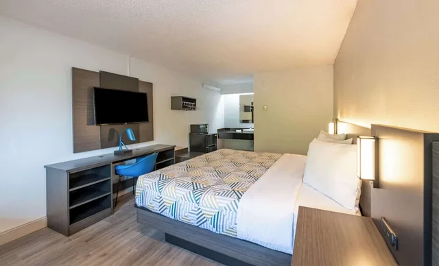 غرفة قياسية بسرير كينج، Motel6 Charlotte, NC - Coliseum 5/6