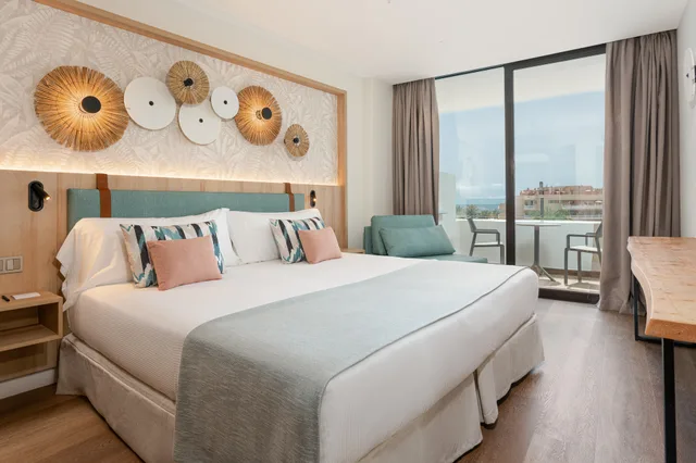 غرفة قياسية بسرير مزدوج، Mediterranean Palace 2/3