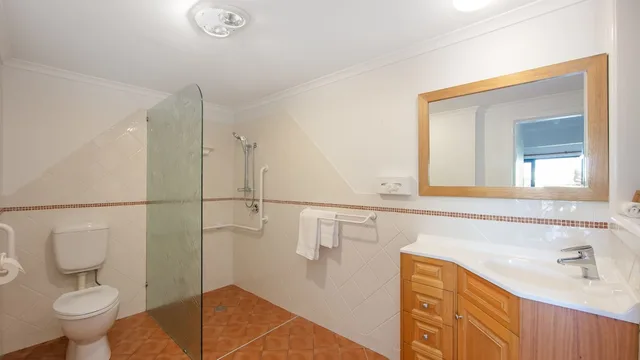 Courtyard, Suite, Queen Bed، CLUB YAMBA LUXURY HOLIDAY VILLAS 3/3
