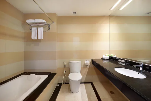 غرفة سوبيريور ديلوكس مزدوجة، SWISS-BELHOTEL MALEOSAN MANADO 9/10