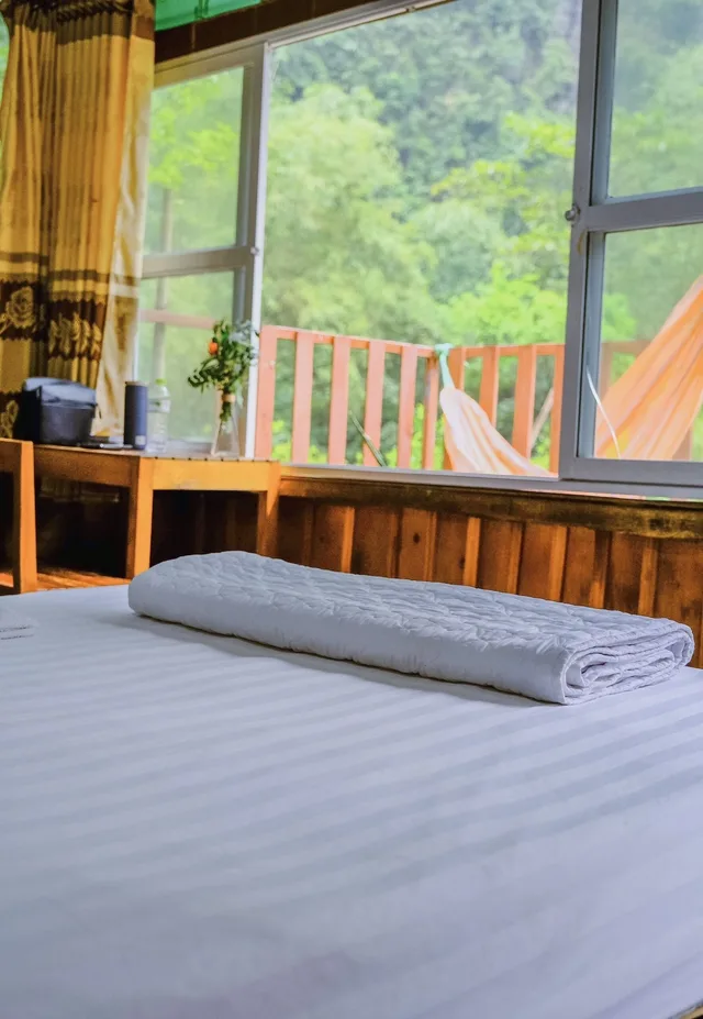 Superior, King Bed, Mountain Side, Valley View، Chezbeo Homestay 4/8
