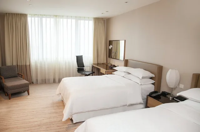 غرفة بسريرين مزدوجين في طابق مرتفع، Four Points By Sheraton Shanghai Daning 5/10