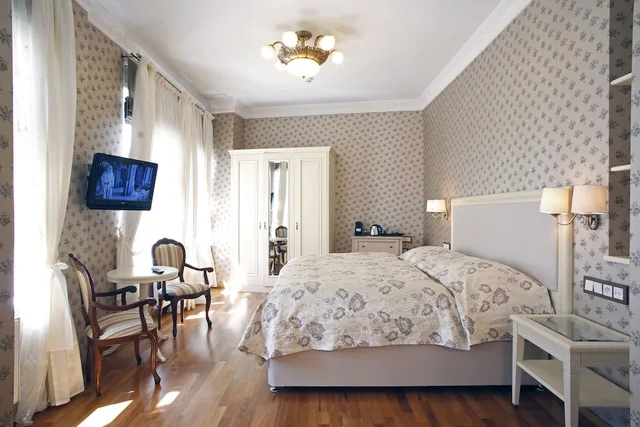 غرفة كومفورت بسرير مزدوج أو سريرين منفصلين، Schlosspark Spa Hotel 3/8