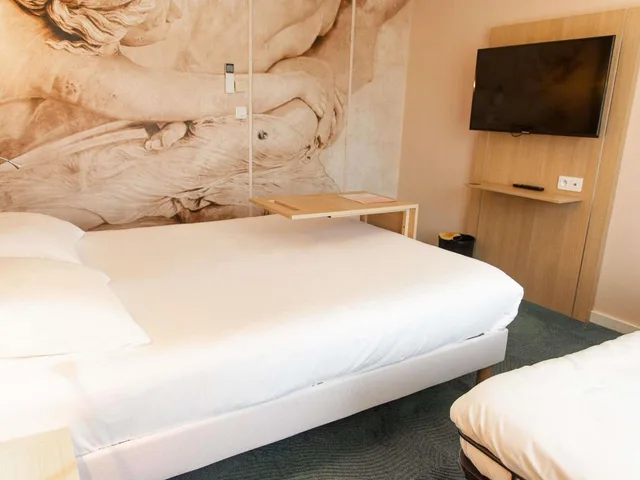 Room, Triple, Forest View, Sofa، IBIS STYLES CHINON 3/6