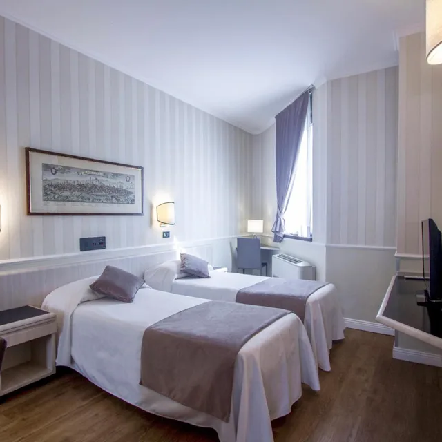 غرفة بسريرين منفصلين، Flora Hotel Milan 10/10