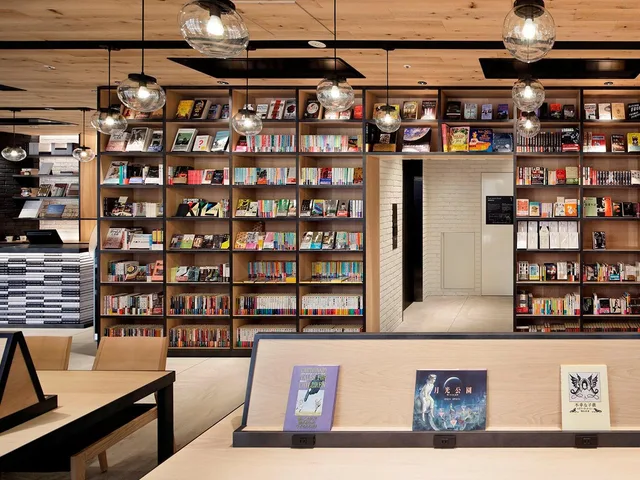 Moderate, 2 Beds، Lamplight Books Hotel Nagoya 1/1