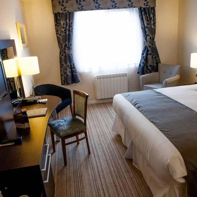 Room, Single, Double or Twin Bed، Peninsula Hotel Guernsey 3/5