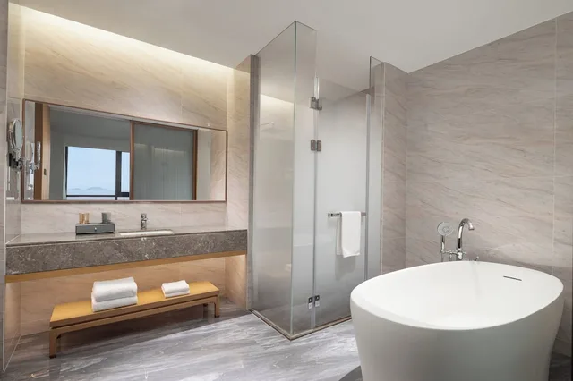 1 Bedroom, Suite, Single Bed, Bay View، Holiday Inn Ningbo Xiangshan Damu Bay Hotel 3/3