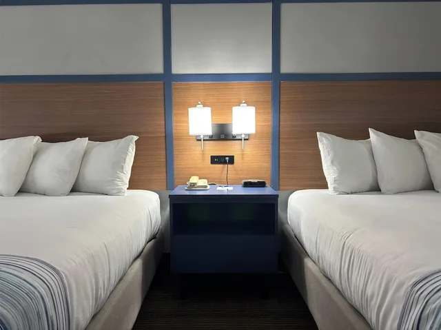 غرفة ديلوكس بسريرين كوين لذوي الإعاقة، AmericInn by Wyndham Galesburg 4/8