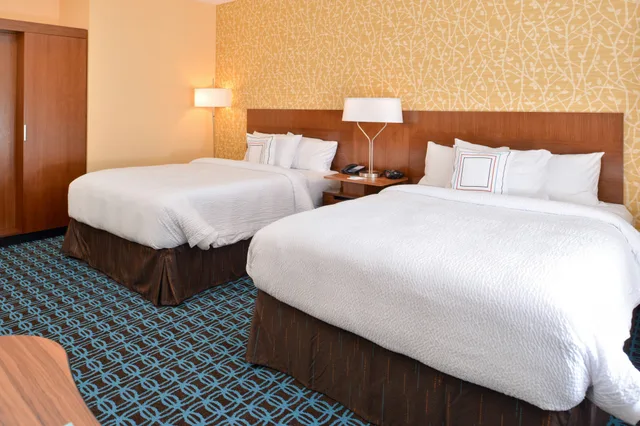 غرفة، Fairfield Inn Suites St Joseph 1/5