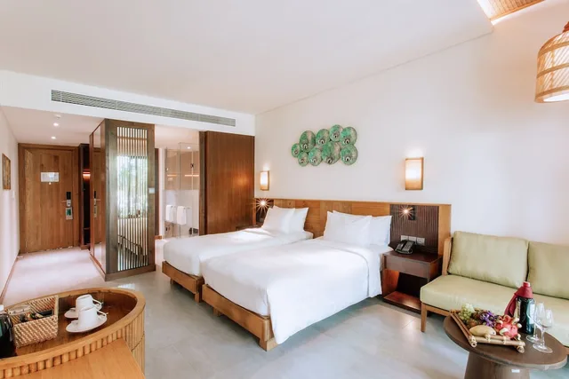 غرفة ديلوكس بسريرين منفصلين بإطلالة على المسبح، Dusit Princess Moonrise Beach Resort 1/2