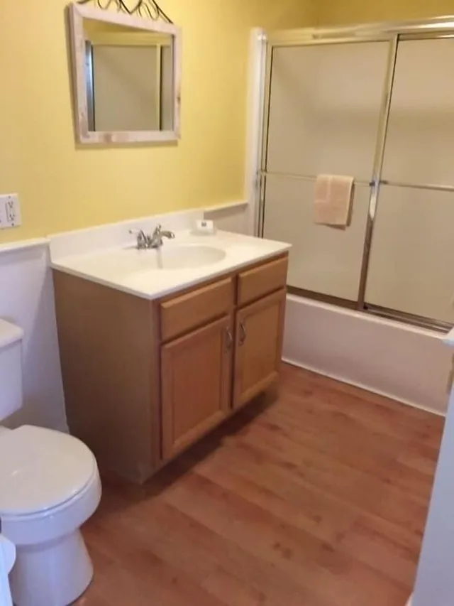 3 Bedrooms, Cottage, King and Twin Beds, Queen Bed, Colonial Acres Resort 4/7