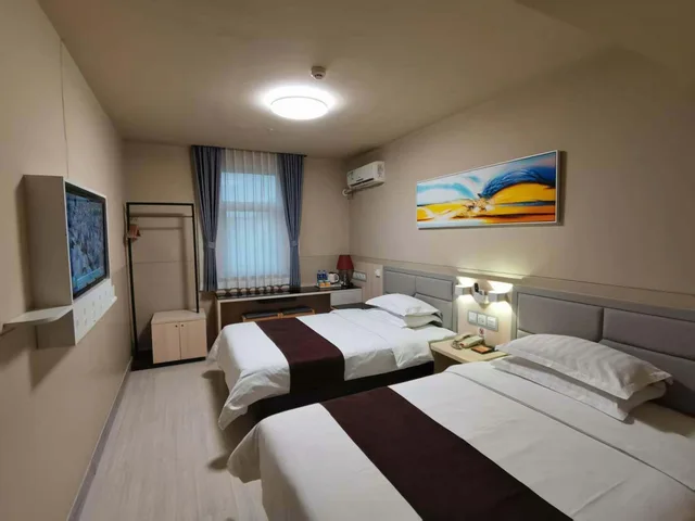 غرفة سوبيريور بسريرين منفصلين، Jinjiang Inn Taiyuan Longtan Park 1/1