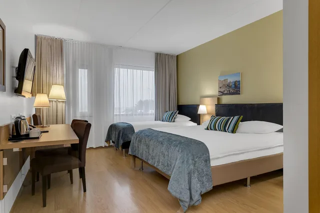 غرفة ثلاثية بثلاثة أسرّة، Aurora Hotel At Reykjavik-Keflavik Airport Terminal Kef 1/10