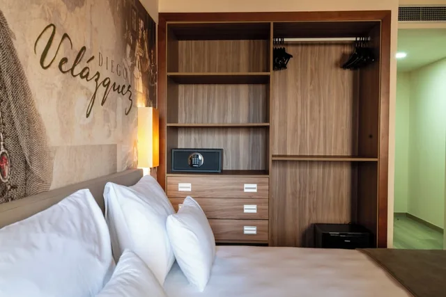 Room, Twin Beds, Lagoon View, Sofa، Vila Gale Isla Canela 10/10