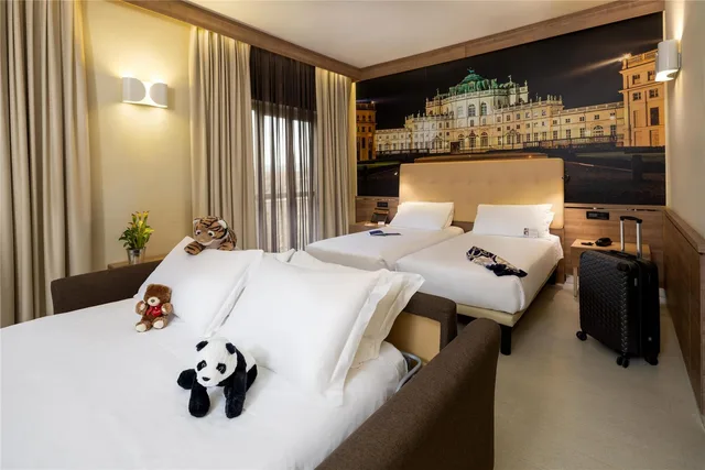 غرفة عائلية بسرير كوين مع أريكة، Best Western Hotel Luxor 2/4