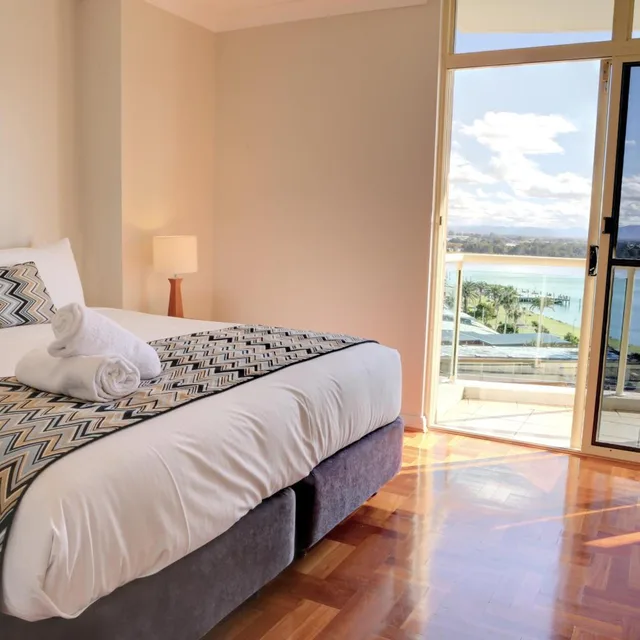 3 Bedrooms, Apartment, Water View، Northpoint Apartments 1/7