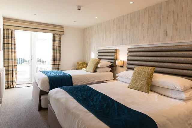 غرفة عائلية بإطلالة على البحر بشرفة، St. Ives Hotel 3/4