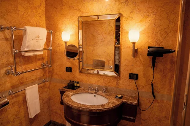 غرفة بزنس بسرير مزدوج، River Chateau Hotel 5/6