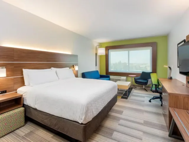 غرفة بسرير كينج، Holiday Inn Express & Suites Moreno Valley - Riverside 2/4