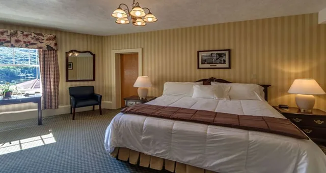 غرفة قياسية بسرير كينج، The Shawnee Inn And Golf Resort 2/10