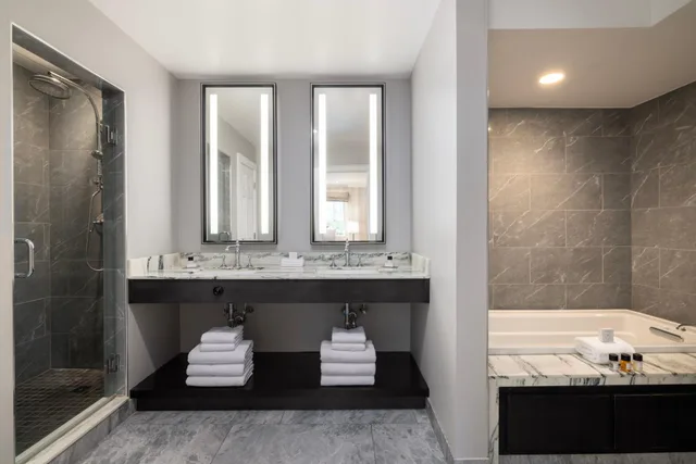 جناح بريميير بسرير كينج، The Equinox A Luxury Collection Golf Resort & Spa Vermont 3/4