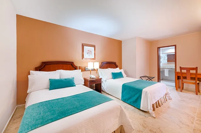 Master, 2 Double Beds، OBELISCO 7/10