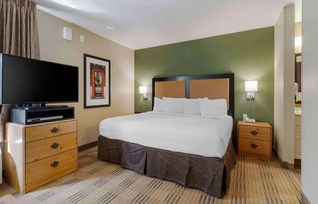 استوديو ديلوكس بسرير كينج، Extended Stay America Pleasanton - Chabot Drive 1/7