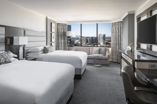 غرفة بسريرين كوين بإطلالة على المدينة، The Ritz Carlton Atlanta 10/18