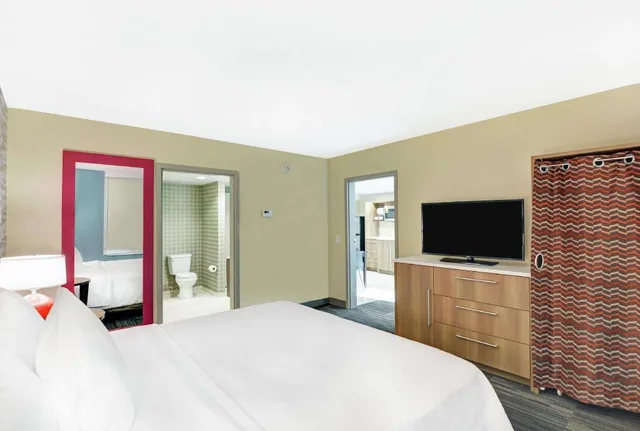 جناح بسرير كينج مع أريكة لذوي الإعاقة، Home2 Suites By Hilton Clarksville In 1/2
