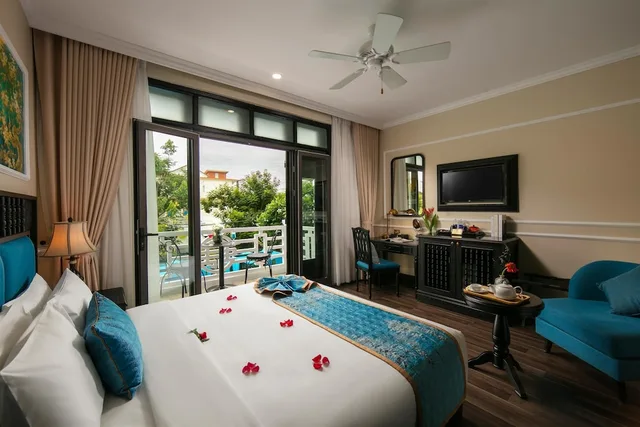 Deluxe, Twin Beds, City View, Balcony, Golden Holiday Hoi An Hotel 7/10