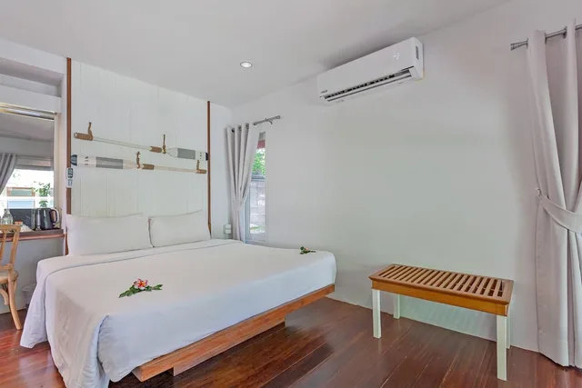 استوديو بسرير مزدوج بإطلالة على الحديقة، Malibu Beach Resort, Koh Samui 4/10