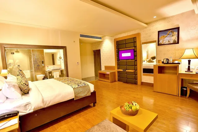 Executive, Suite, King Bed, Balcony, Regenta Resort Bharatpur 2/7