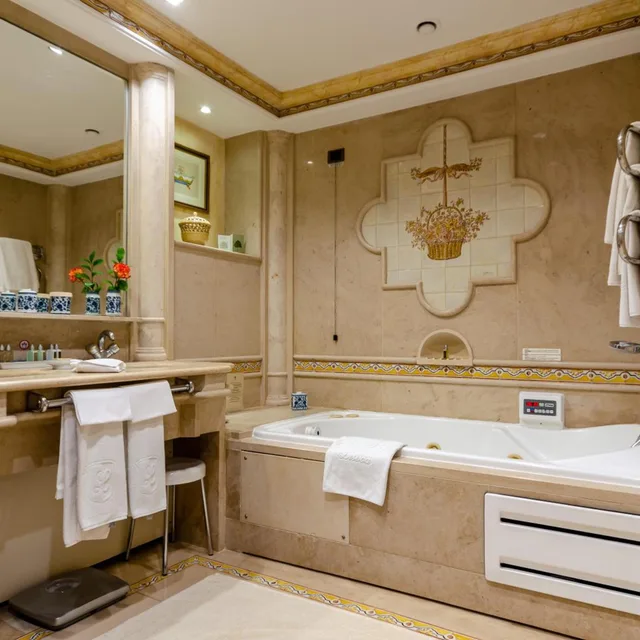 Garden Suite, King Bed، Olissippo Lapa Palace 6/7