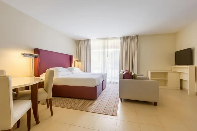 Family, Resort View, Balcony، NAU Sao Rafael Suites 1/1