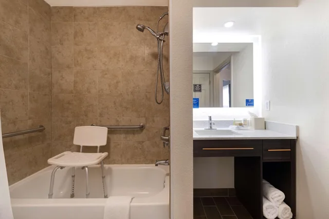 2 Bedrooms, Suite, 1 King or 2 Double Beds, Accessible، Homewood Suites by Hilton Jackson-Ridgeland 7/7