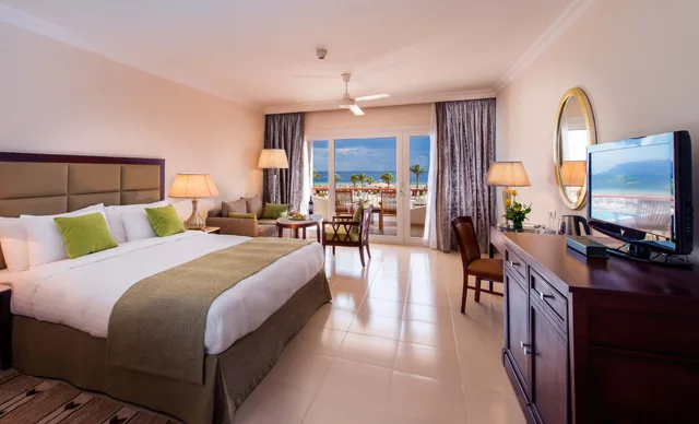 غرفة سوبيريور بسريرين منفصلين بإطلالة على البحر، Baron Resort Sharm El Sheikh 1/3