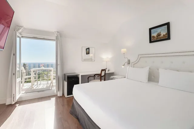 Room, Twin Beds, Terrace, Dorma Victoria Palace 1/9