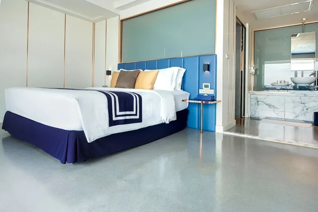 Suite, Double Bed, Ocean Front، The Cruise Hotel 2/10