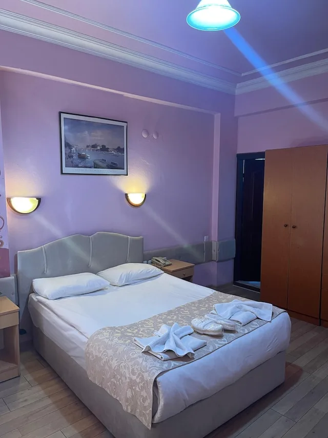 Suite, Multiple Beds, Karyatit 2/10